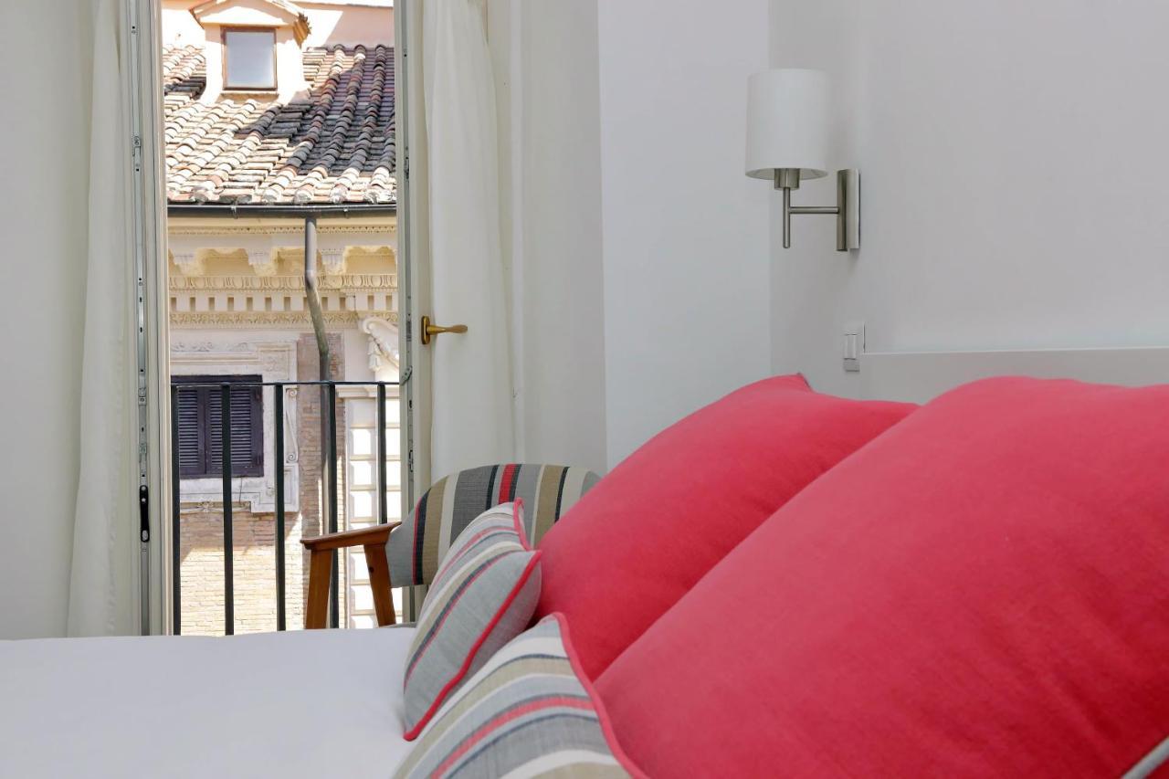 Ych-Penthouse Fiammetta A Piazza Navona Apartment โรม ภายนอก รูปภาพ