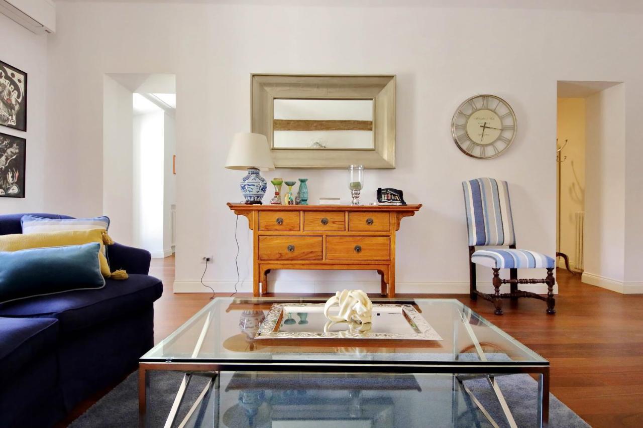 Ych-Penthouse Fiammetta A Piazza Navona Apartment โรม ภายนอก รูปภาพ